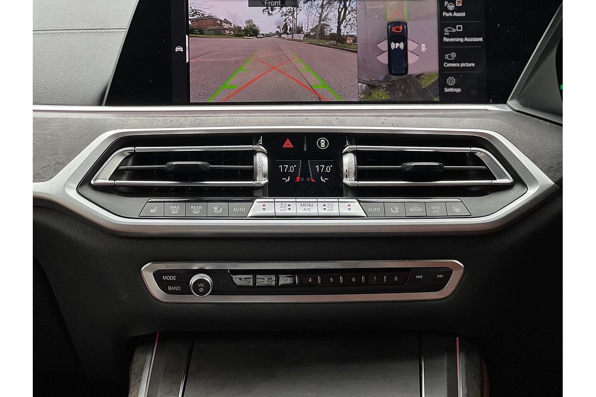 2021 BMW X7 xDrive30d M Sport Dark Shadow Edition G07