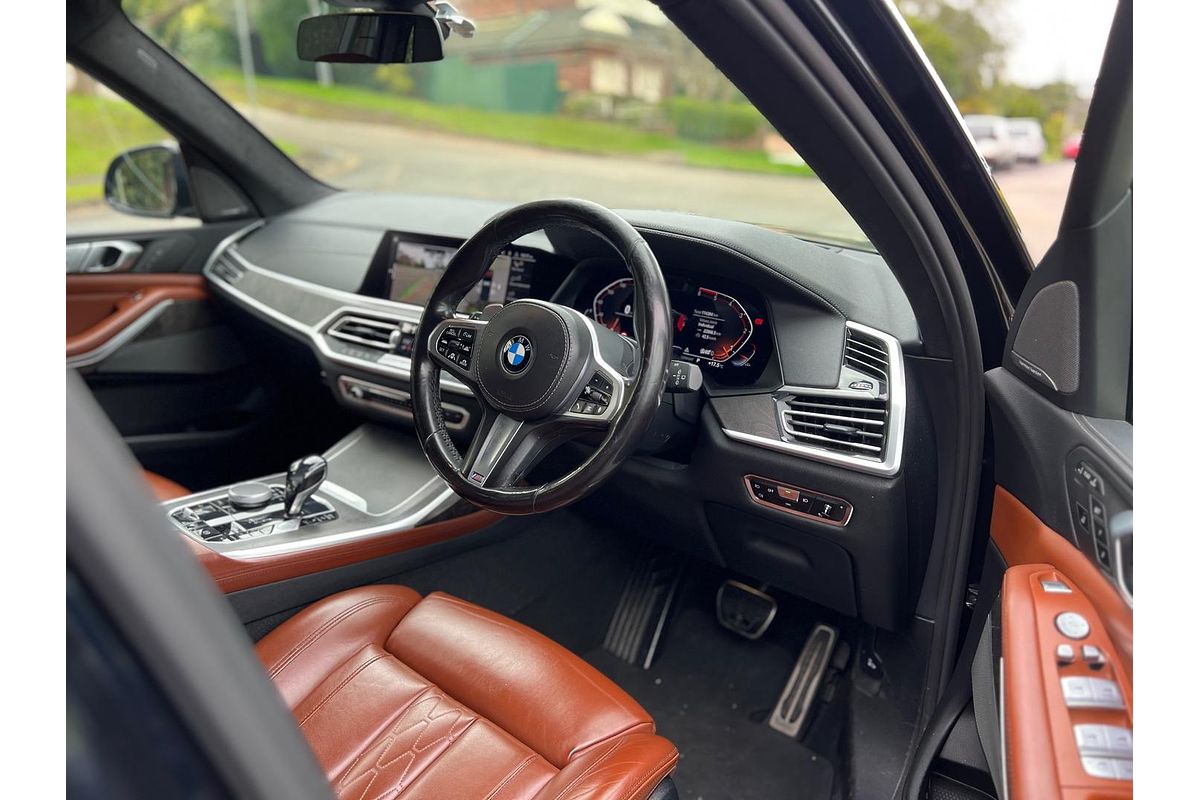 2021 BMW X7 xDrive30d M Sport Dark Shadow Edition G07