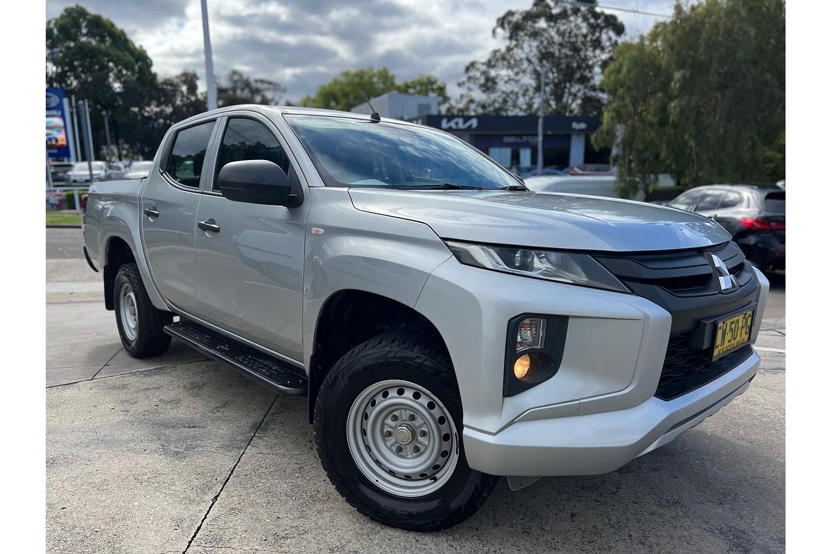 2019 Mitsubishi Triton GLX ADAS MR 4X4