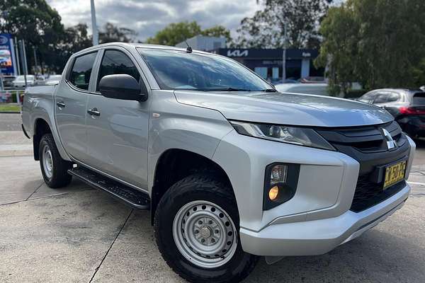 2019 Mitsubishi Triton GLX ADAS MR 4X4