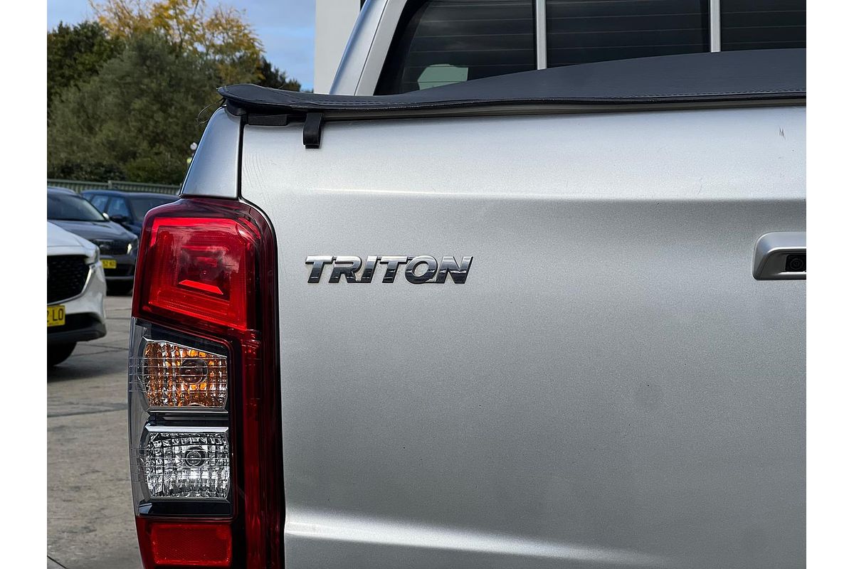 2019 Mitsubishi Triton GLX ADAS MR 4X4