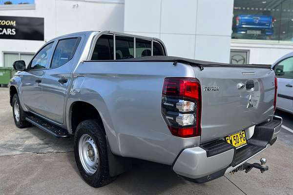2019 Mitsubishi Triton GLX ADAS MR 4X4