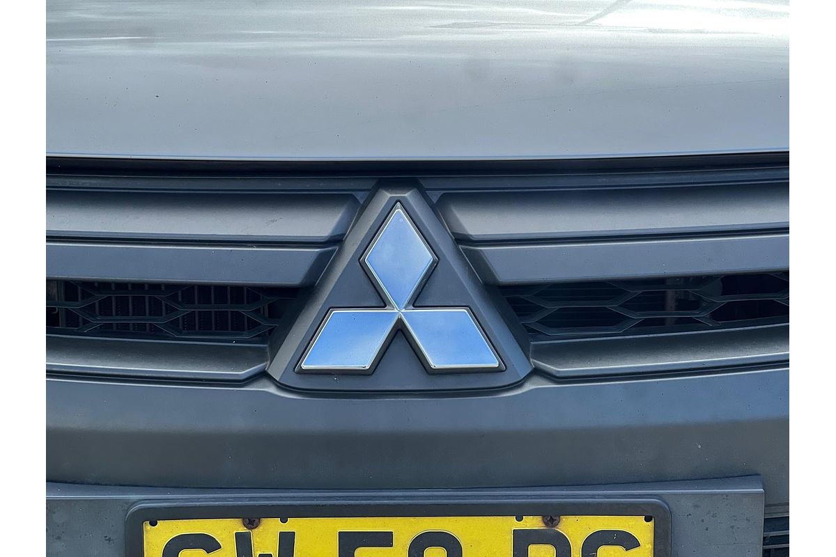 2019 Mitsubishi Triton GLX ADAS MR 4X4