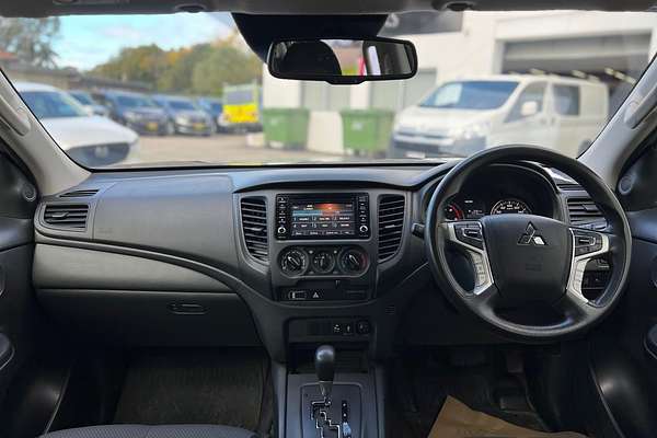 2019 Mitsubishi Triton GLX ADAS MR 4X4