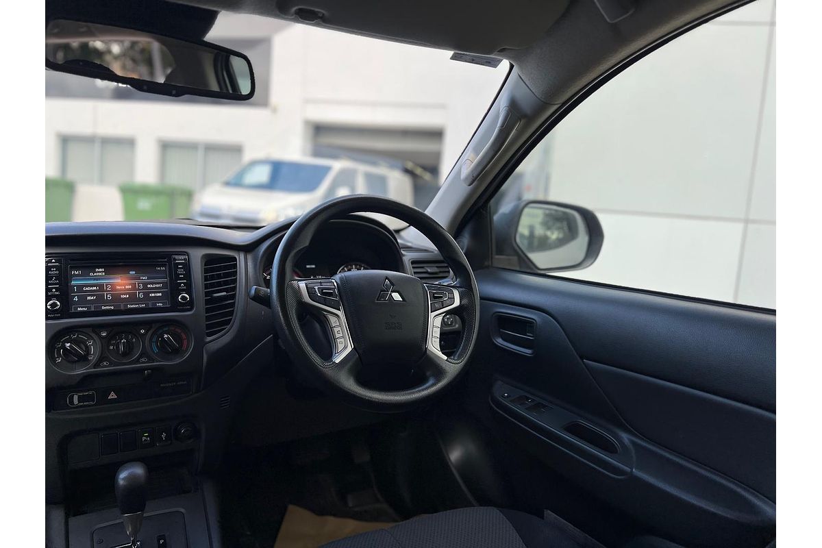 2019 Mitsubishi Triton GLX ADAS MR 4X4