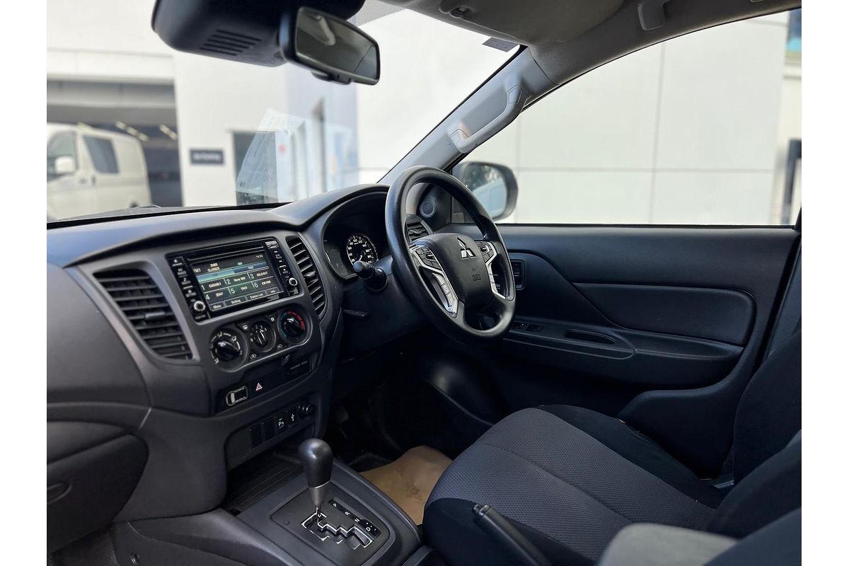 2019 Mitsubishi Triton GLX ADAS MR 4X4
