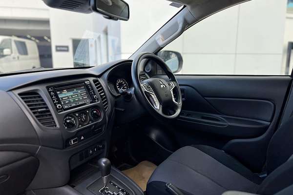 2019 Mitsubishi Triton GLX ADAS MR 4X4