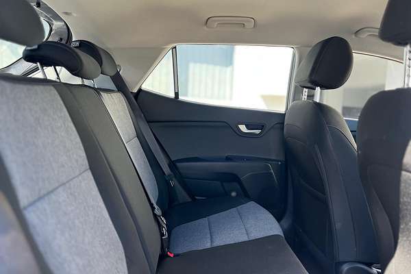 2025 Kia Stonic S YB