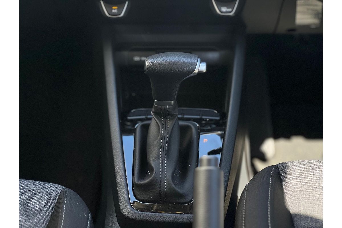 2025 Kia Stonic S YB