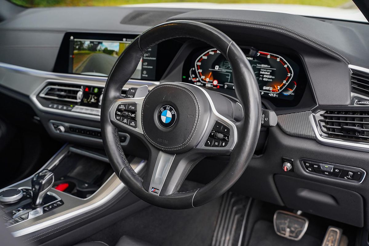 2020 BMW X5 M50i Pure G05