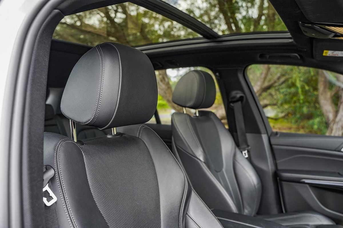 2020 BMW X5 M50i Pure G05