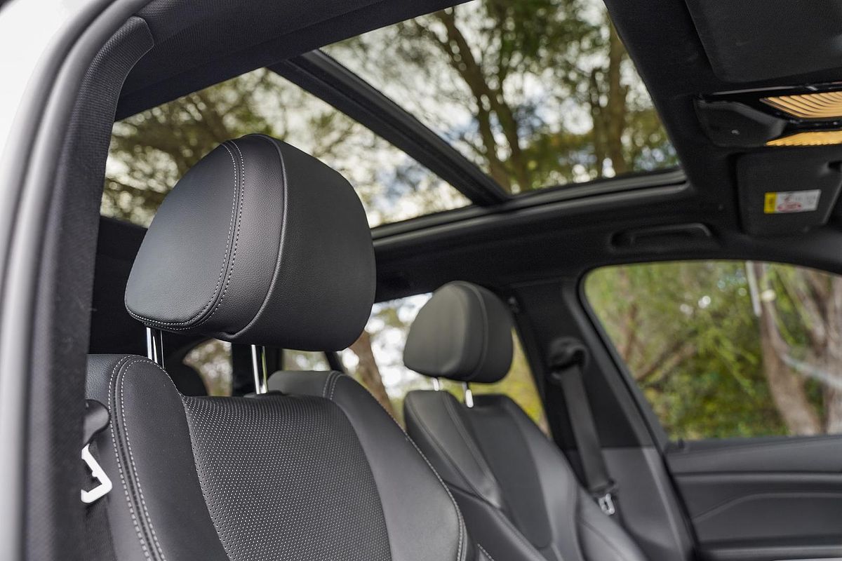 2020 BMW X5 M50i Pure G05