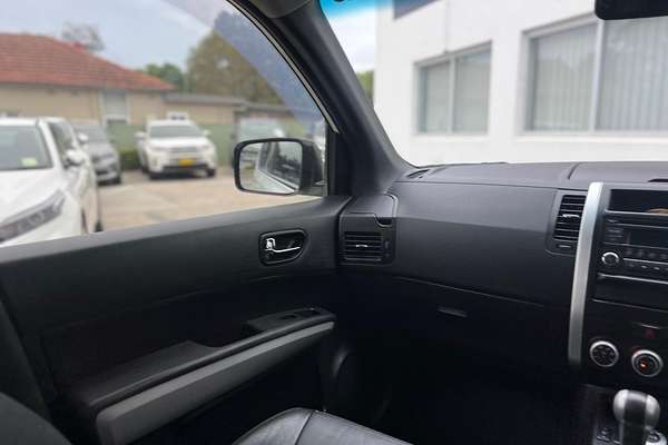 2013 Nissan X-TRAIL ST-L T31