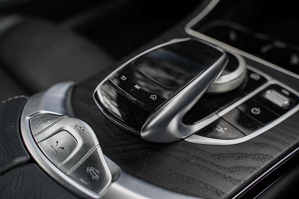 2018 Mercedes-Benz C-Class C300 A205