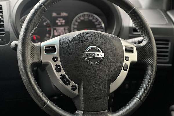 2013 Nissan X-TRAIL ST-L T31