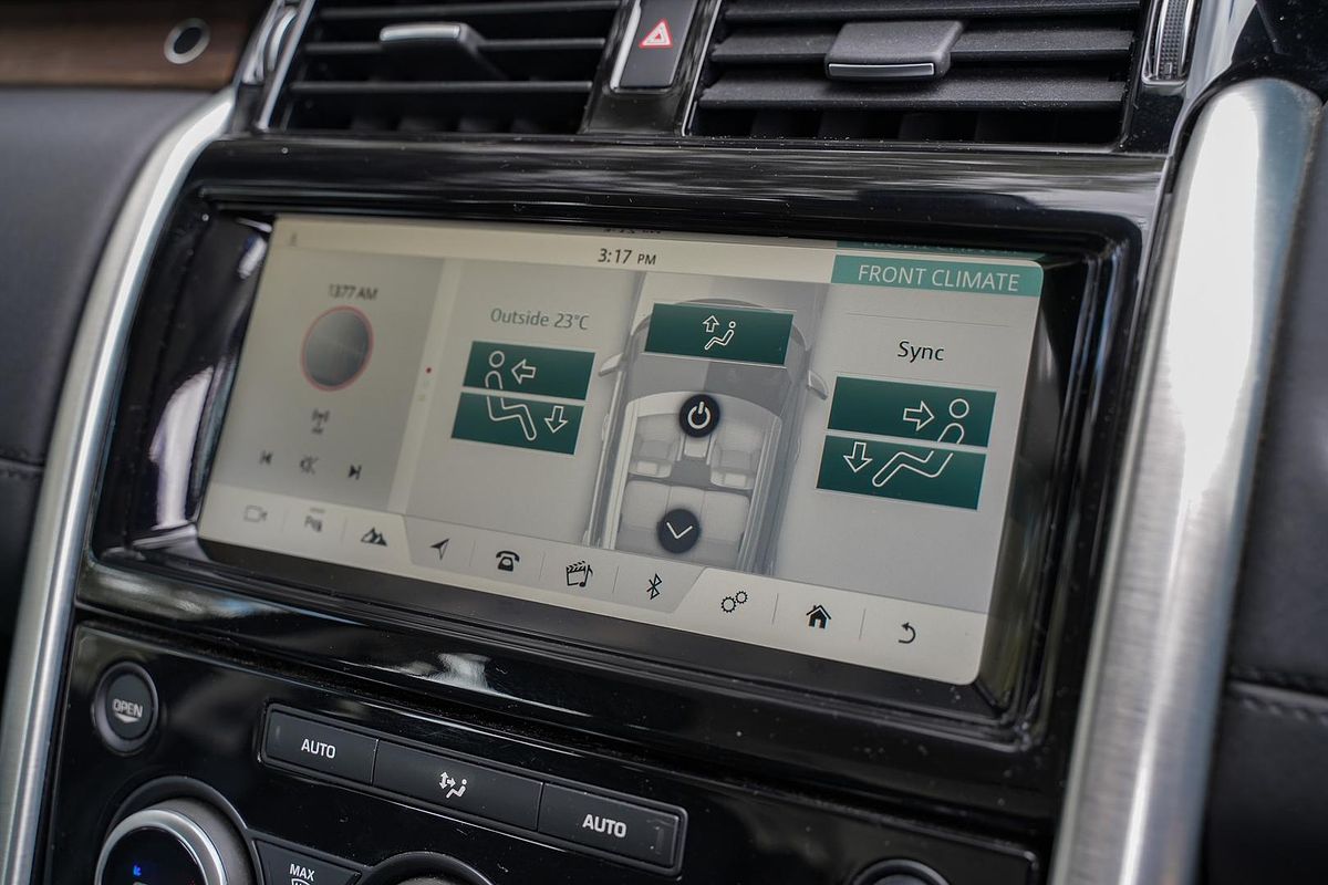 2018 Land Rover Discovery TD6 HSE Luxury Series 5