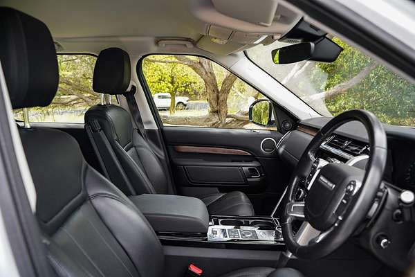2018 Land Rover Discovery TD6 HSE Luxury Series 5