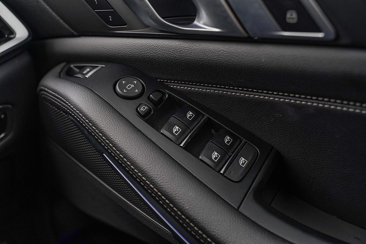 2020 BMW X5 M50i Pure G05