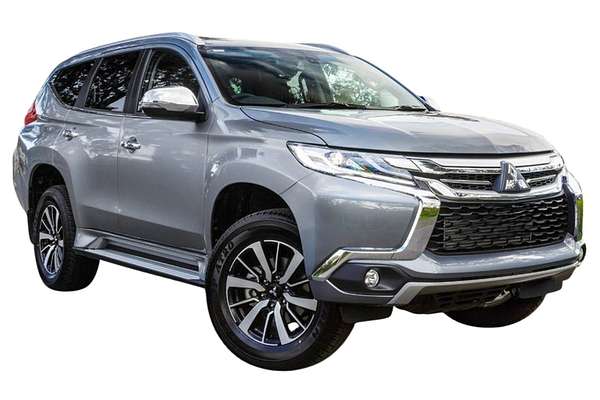 2016 Mitsubishi PAJERO SPORT GLS QE
