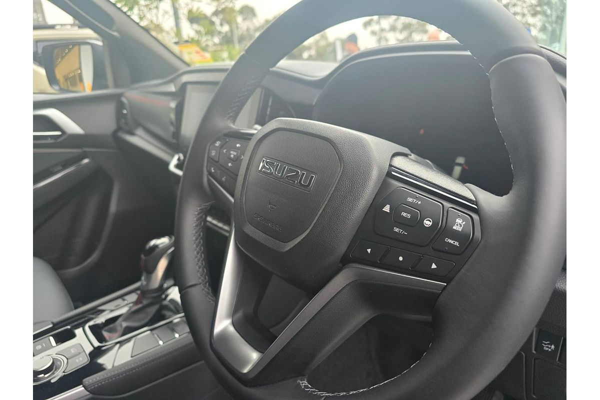 2025 Isuzu MU-X X-TERRAIN