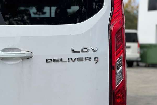 2023 LDV V80 LWB Mid Roof
