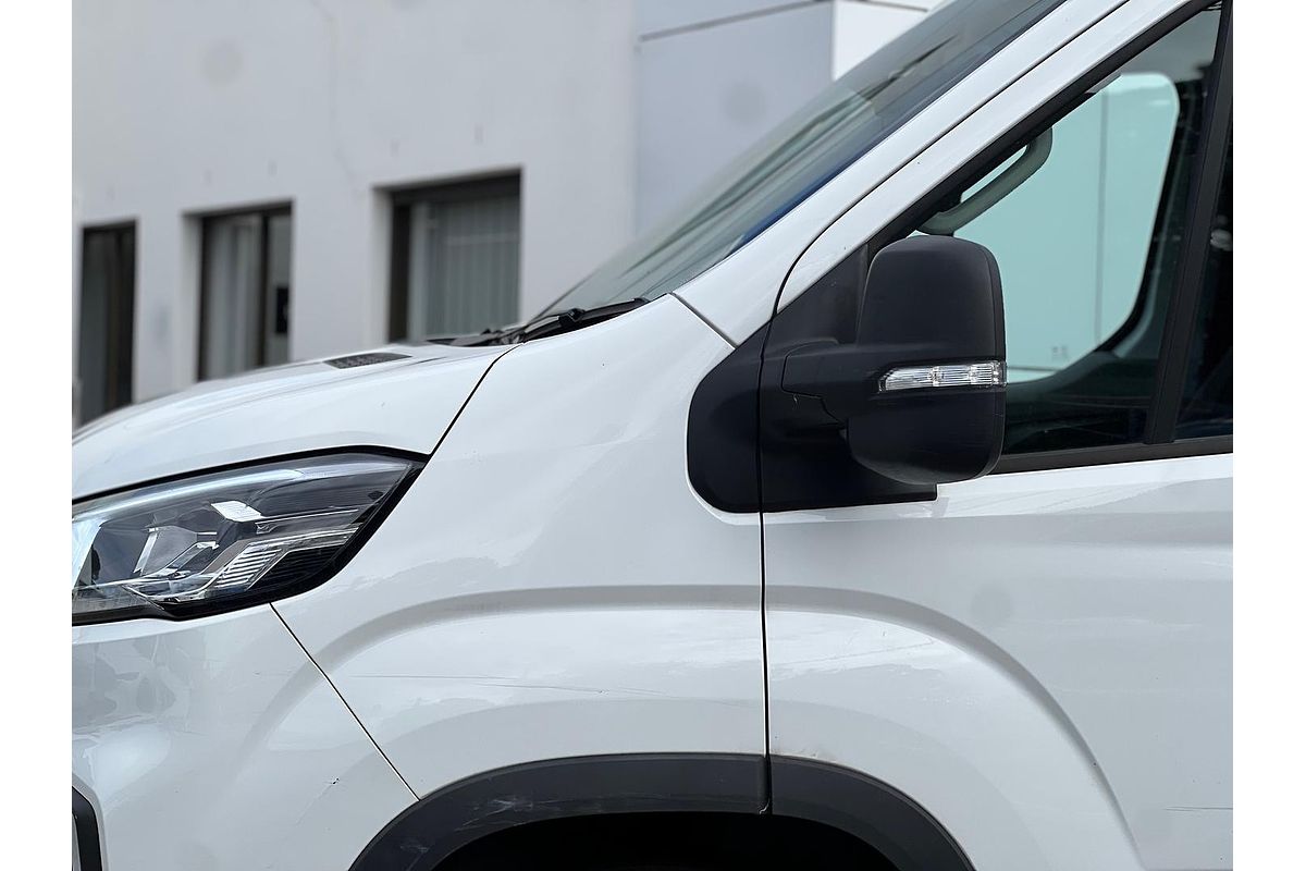 2023 LDV V80 LWB Mid Roof