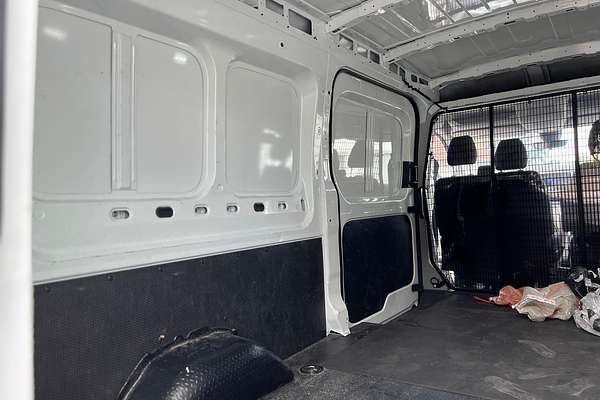 2023 LDV V80 LWB Mid Roof