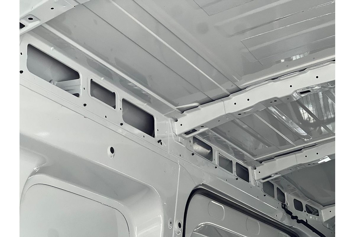 2023 LDV V80 LWB Mid Roof