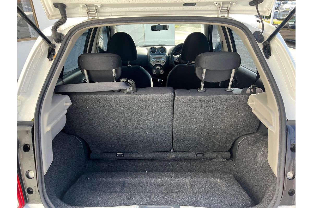 2012 Nissan Micra ST K13