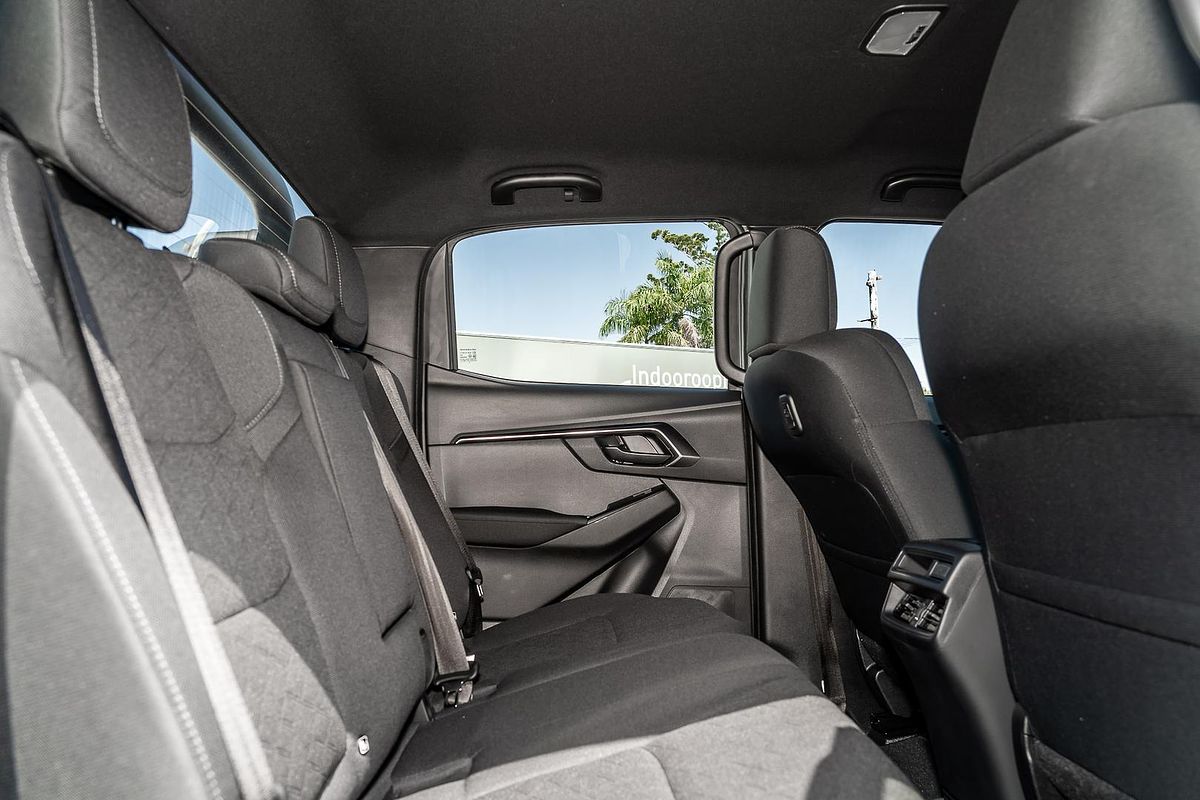 2025 Isuzu D-MAX X-RIDER 4X4