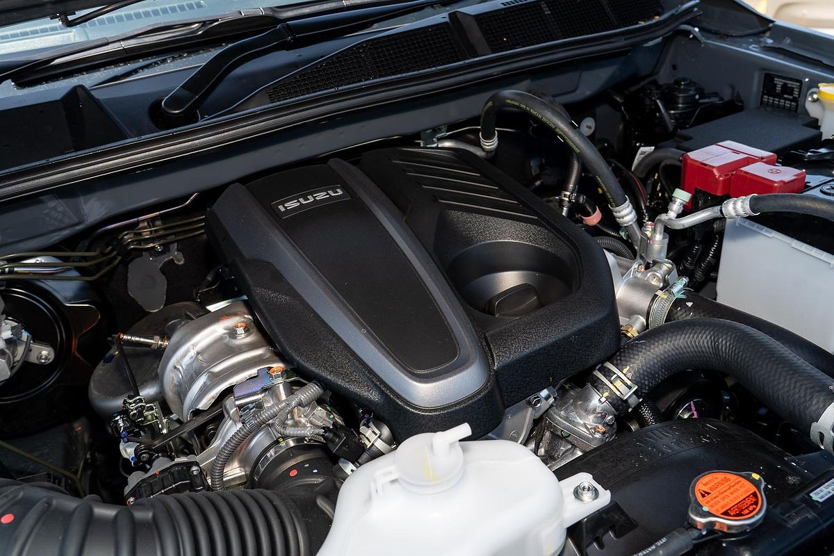 2025 Isuzu D-MAX X-RIDER 4X4