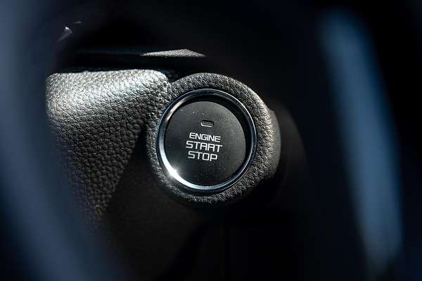 2025 Isuzu MU-X LS-T