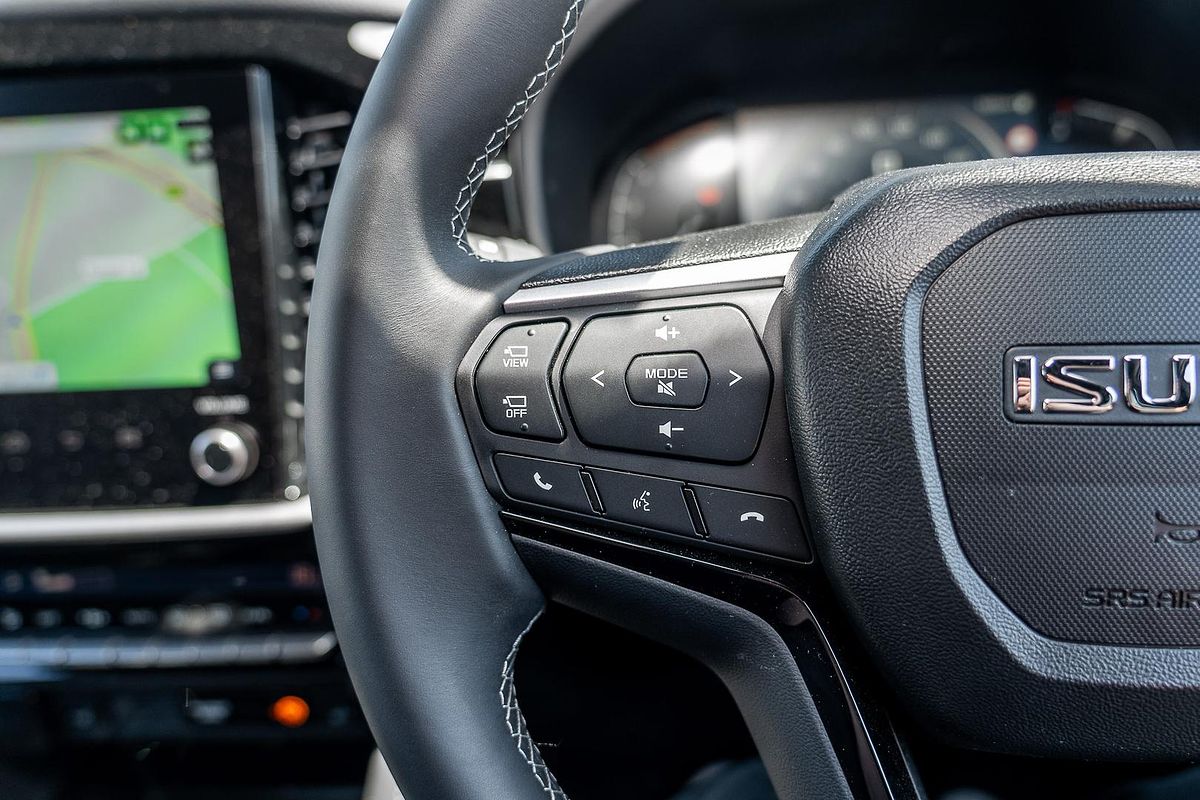 2025 Isuzu MU-X LS-T