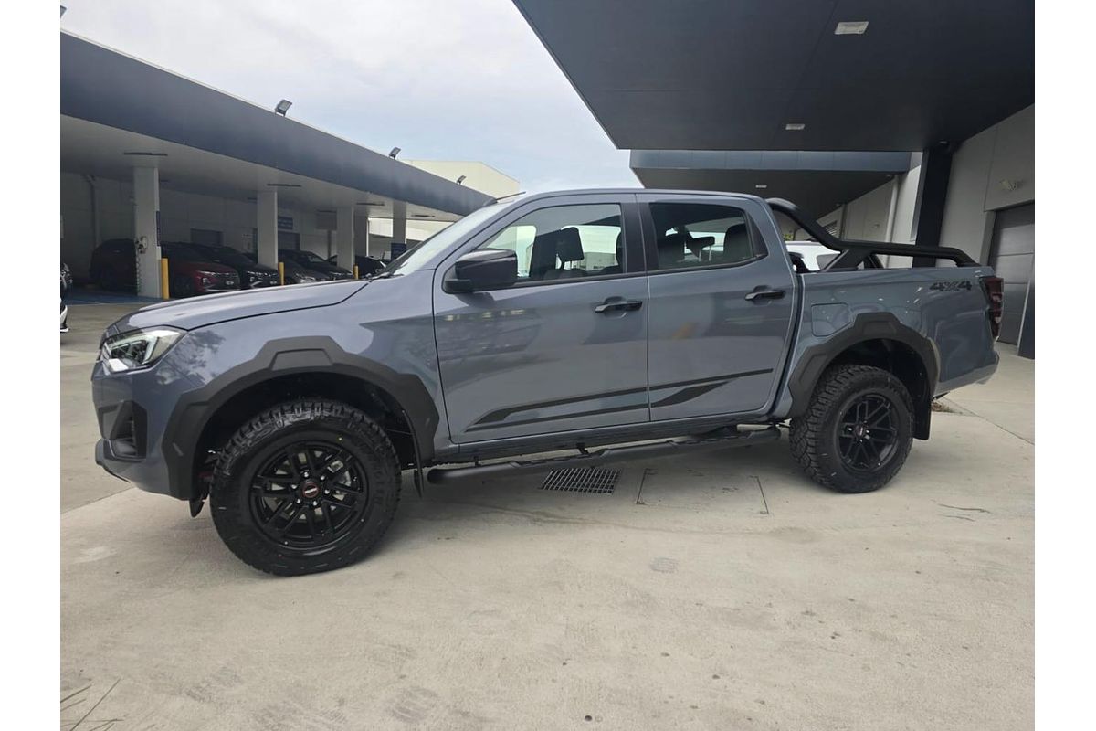 2024 Isuzu D-MAX BLADE 4X4
