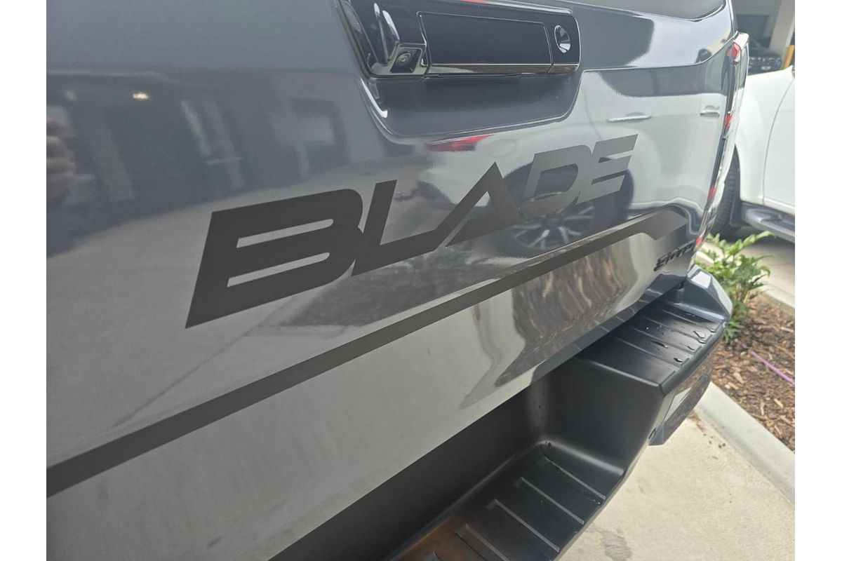 2024 Isuzu D-MAX BLADE 4X4