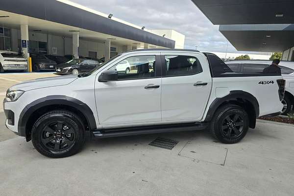 2025 Isuzu D-MAX X-TERRAIN 4X4