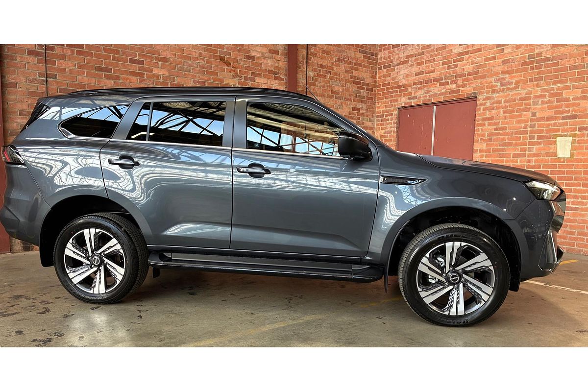 2025 Isuzu MU-X LS-T