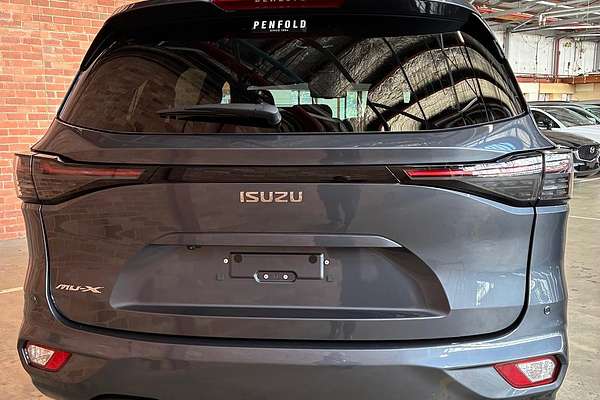 2025 Isuzu MU-X LS-T