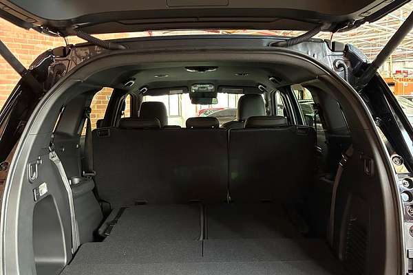 2025 Isuzu MU-X LS-T