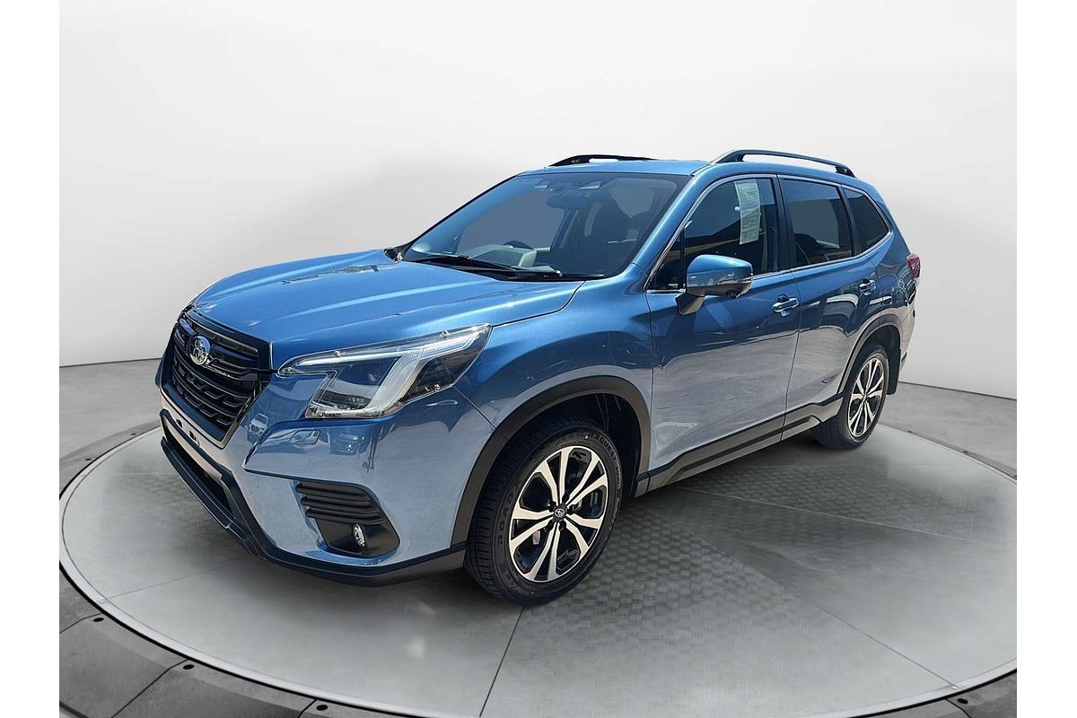 2023 Subaru Forester 2.5i Premium S5