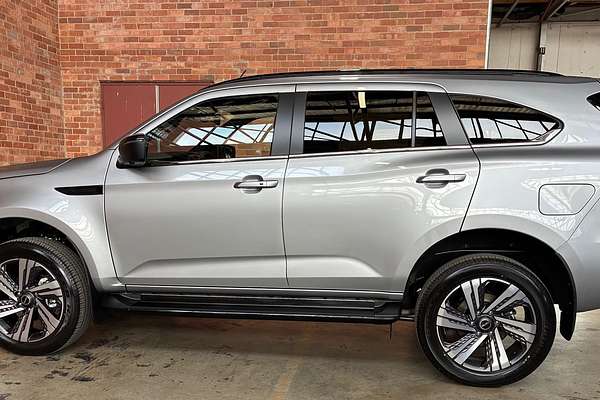 2025 Isuzu MU-X LS-T