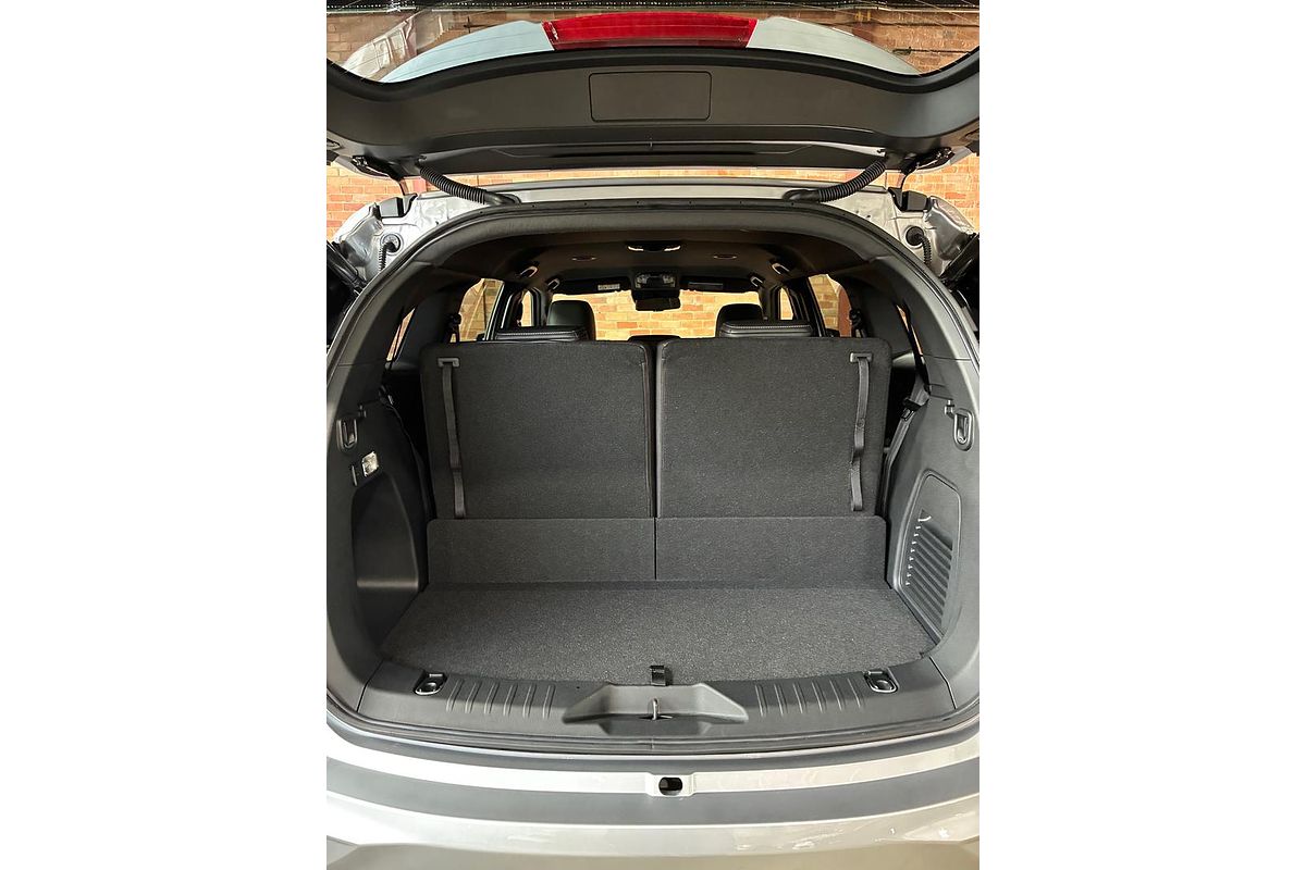 2025 Isuzu MU-X LS-T