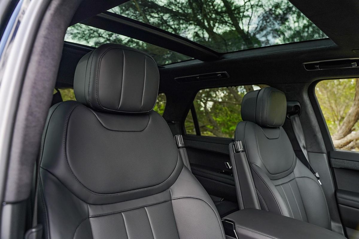 2025 Land Rover Range Rover Sport D350 Autobiography L461