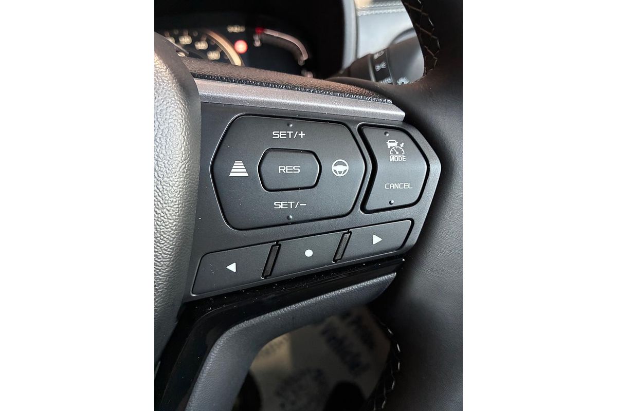 2025 Isuzu MU-X LS-T