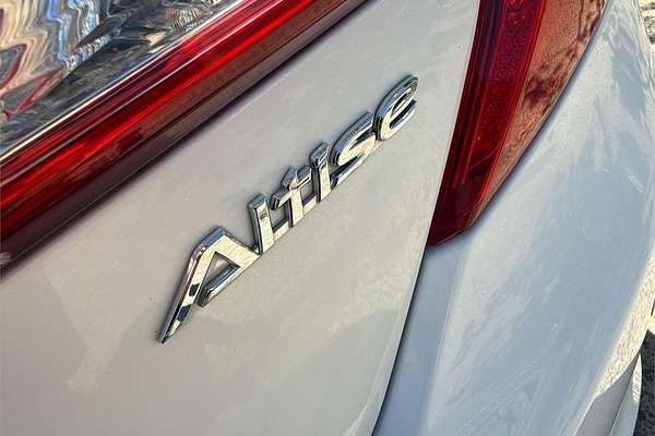 2013 Toyota Camry Altise ASV50R