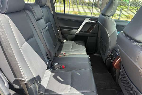 2017 Toyota Landcruiser Prado Kakadu GDJ150R