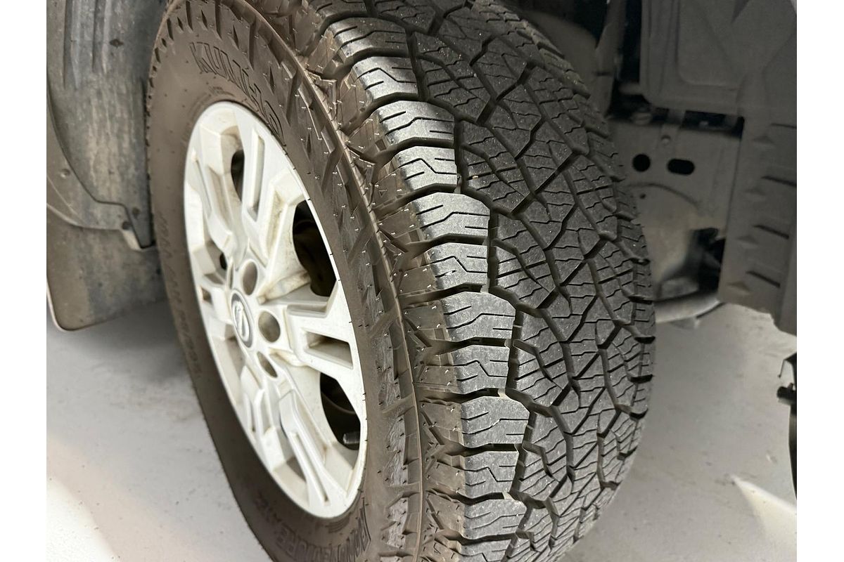 2021 Nissan Navara ST D23 4X4