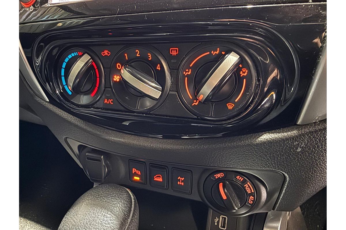 2021 Nissan Navara ST D23 4X4