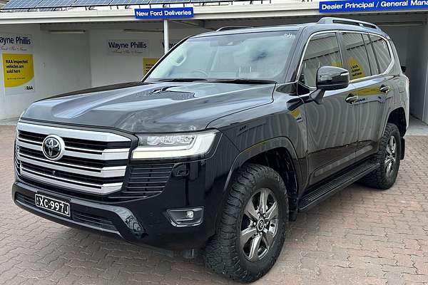2022 Toyota Landcruiser VX FJA300R