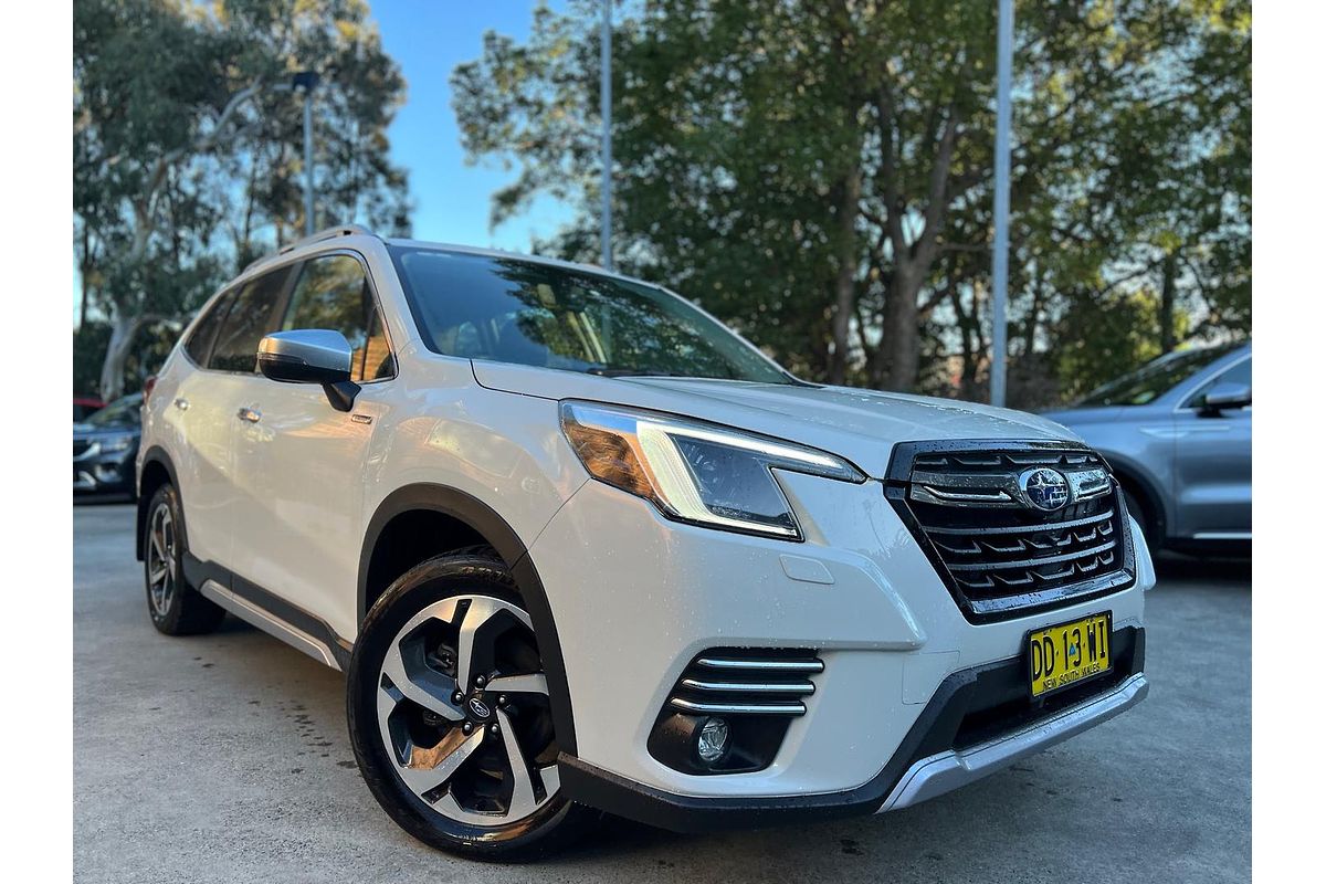 2022 Subaru Forester Hybrid S S5